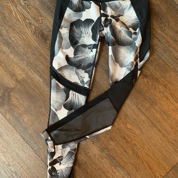 CALIA by Carrie Underwood Leggings Floral - Picture 4 of 9